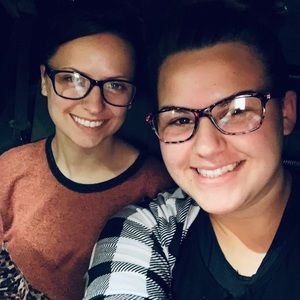 Meet your Posher, Carla